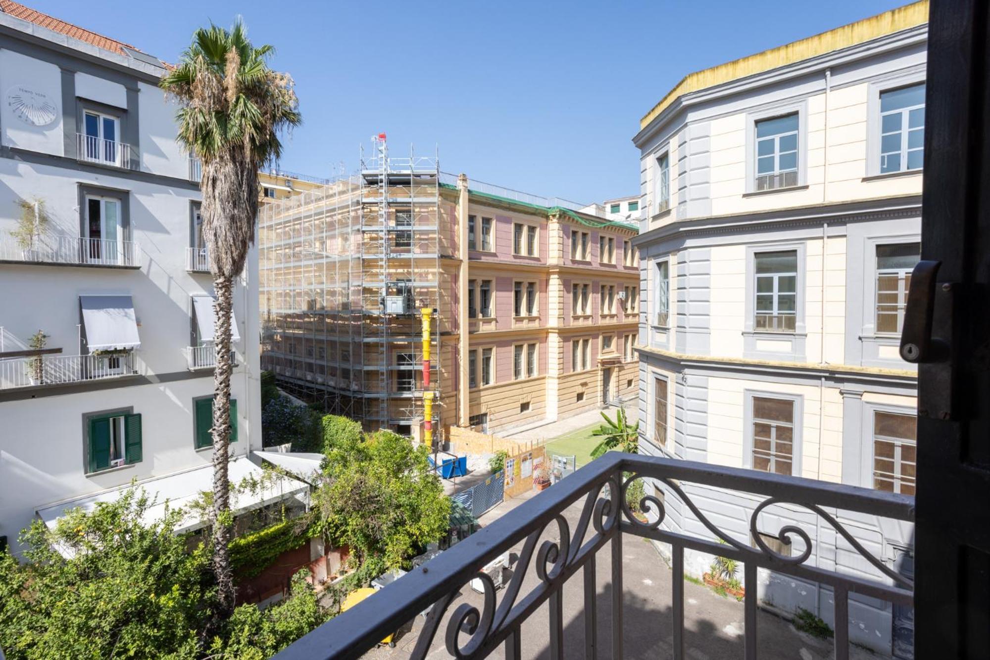 Don Vittorio A Chiaia Hotel Naples Exterior photo