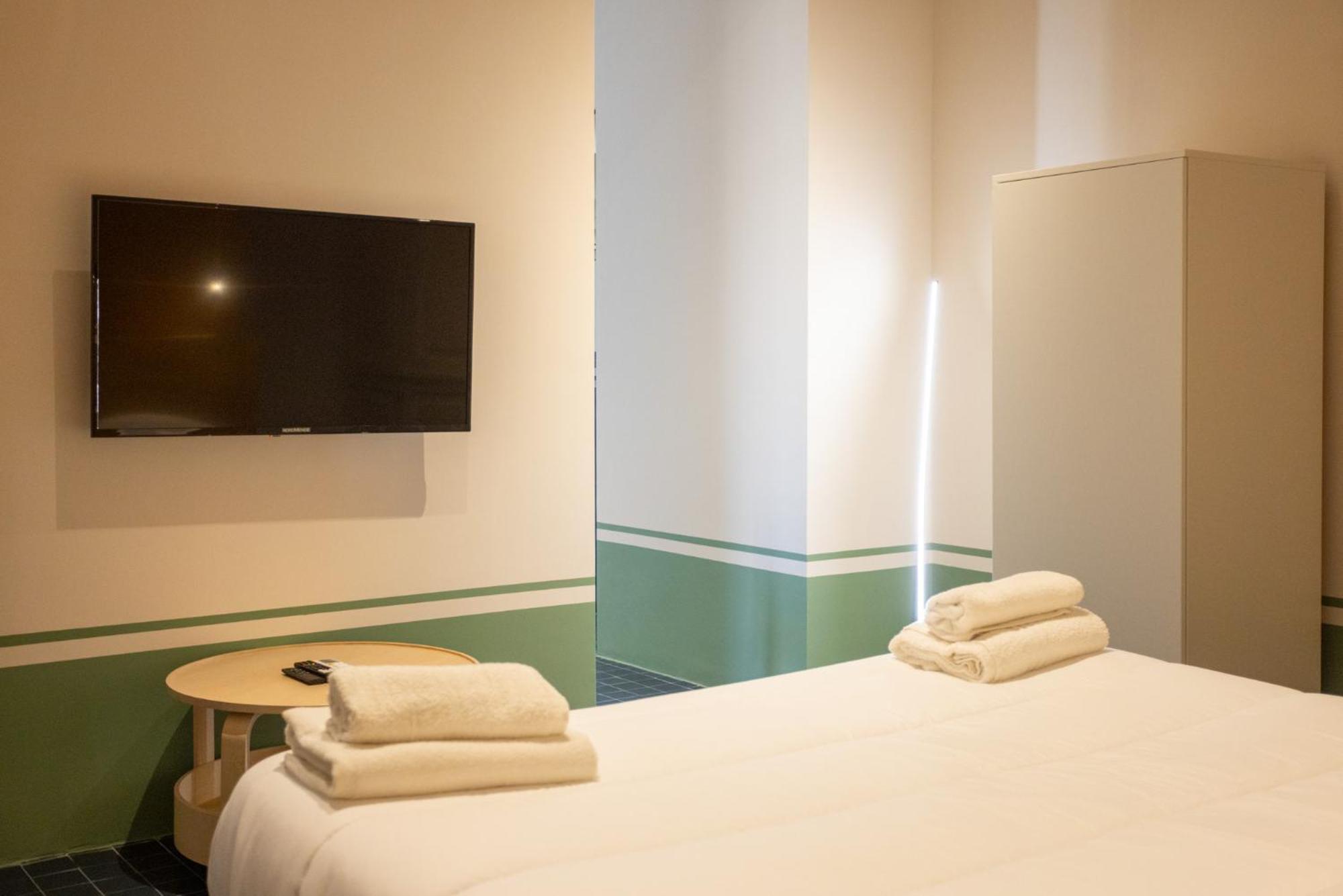 Don Vittorio A Chiaia Hotel Naples Exterior photo
