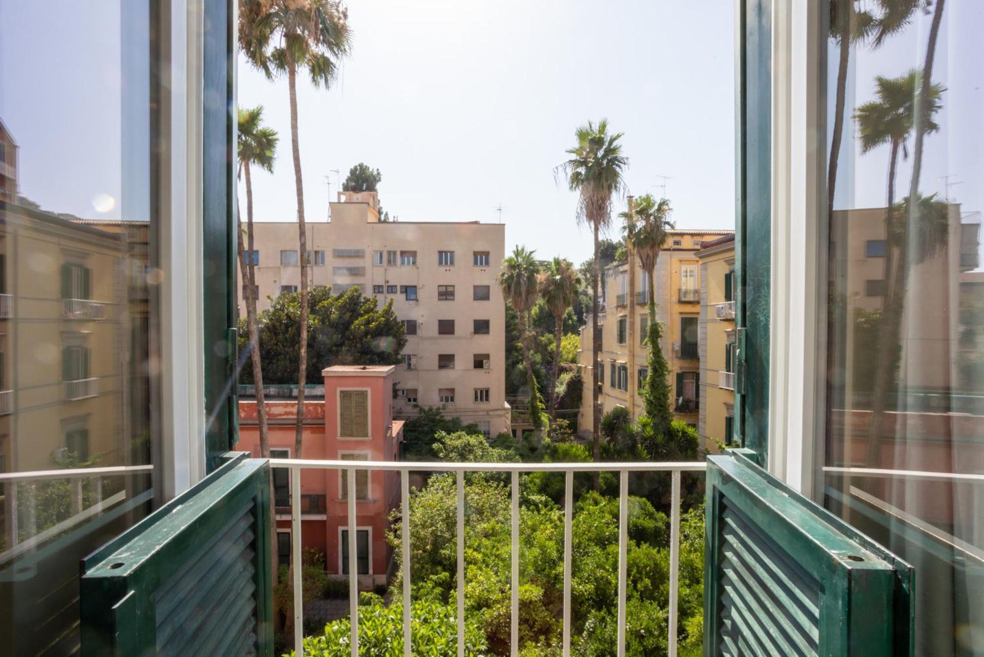 Don Vittorio A Chiaia Hotel Naples Exterior photo