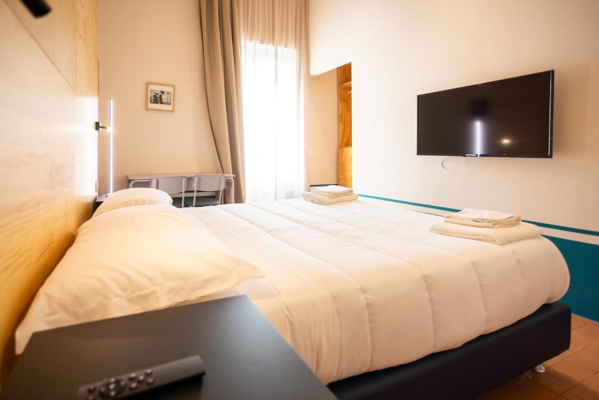 Don Vittorio A Chiaia Hotel Naples Exterior photo
